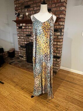 ✨ Love Stitch Boho Maxi Dress Size M/L NWOT | Animal Print Flowy Resort Style ✨
